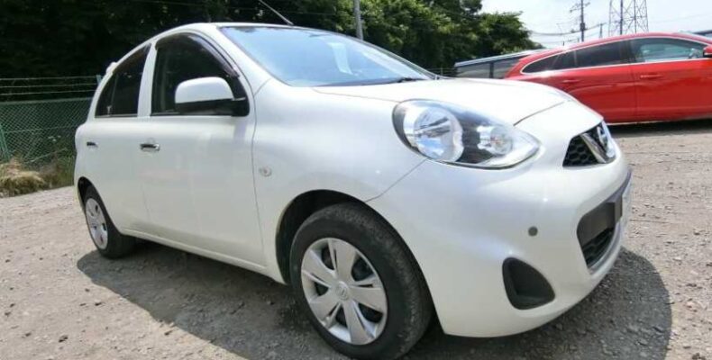Nissan March Nissan March`